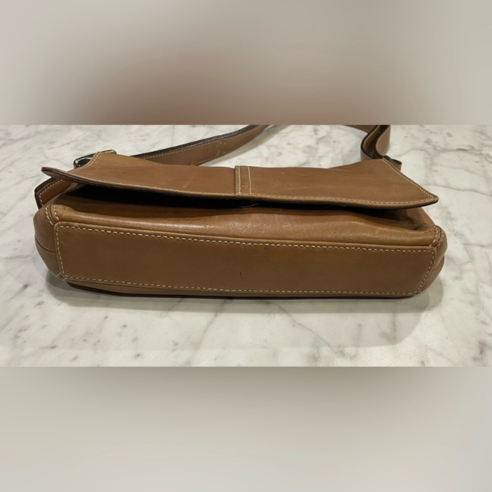 COACH adjustable shoulder bag - Picture 7 of 9